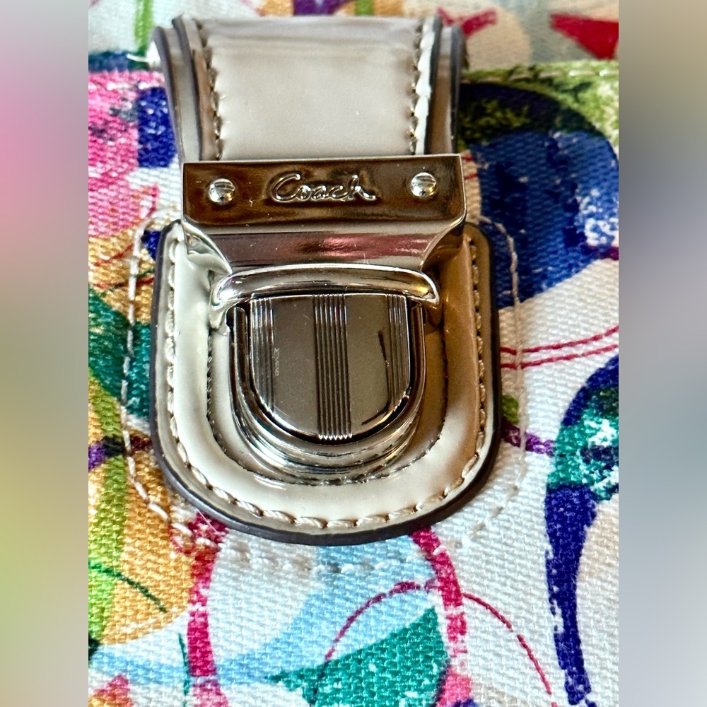 COACH Poppy Multicolor Stamped Signature C Crossbody- Y2K - Picture 2 of 12